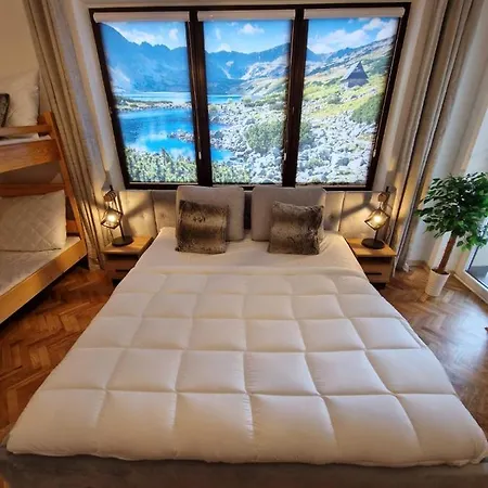 Z Jacuzzi Apartment *