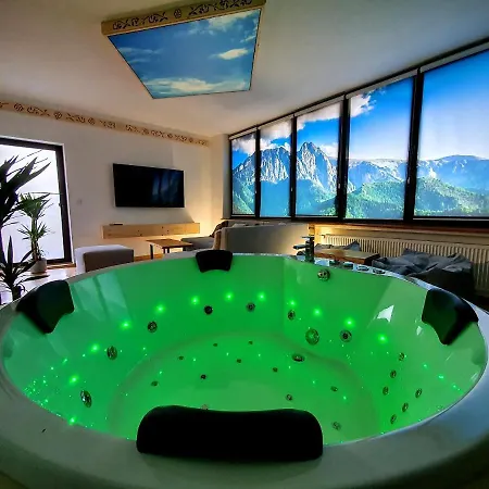 Z Jacuzzi Zakopane