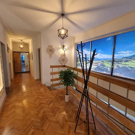 Z Jacuzzi Apartment *